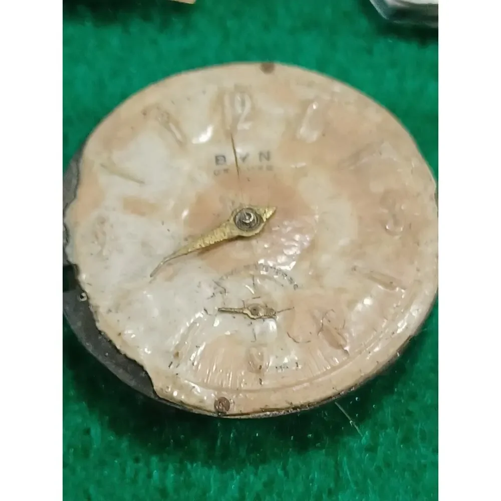 Old Wind Up Watch Movement Lot Of 9
